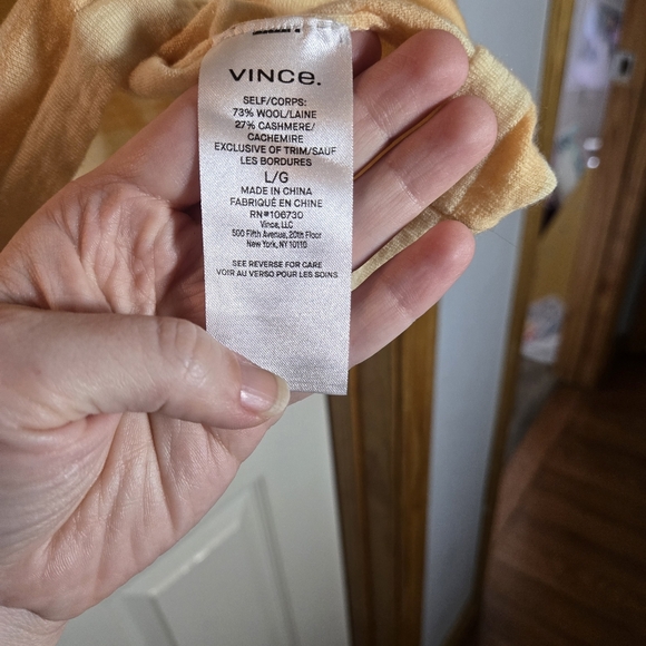 Vince Orange Wool Cashmere Sweater NWOT with Flaw Size L $285 Retail - Picture 5 of 6